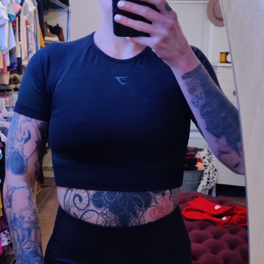 Gymshark cropped top Sz s